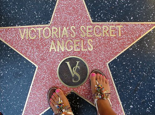 ножки на звезде Victoria's Secret Angels